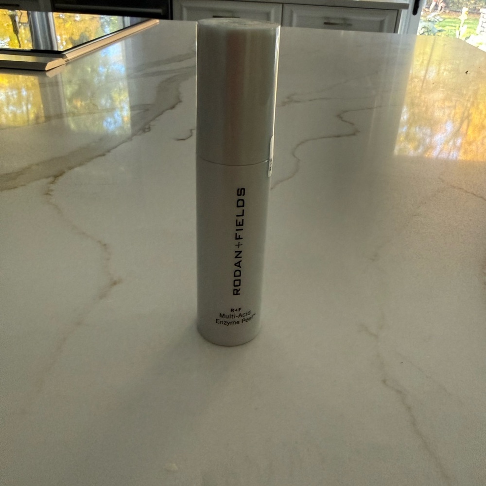Rodan + Fields Multi-Action Enzyme Peel - Gray